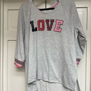 BNWT Women's Gray LOVE Sweatshirt-size large